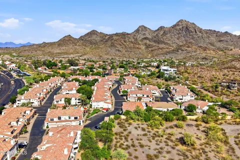 $465,000 | 1747 East Northern Avenue, Unit 140, Phoenix, AZ 85020