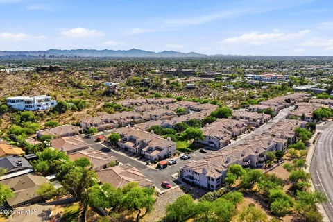 $465,000 | 1747 East Northern Avenue, Unit 140, Phoenix, AZ 85020