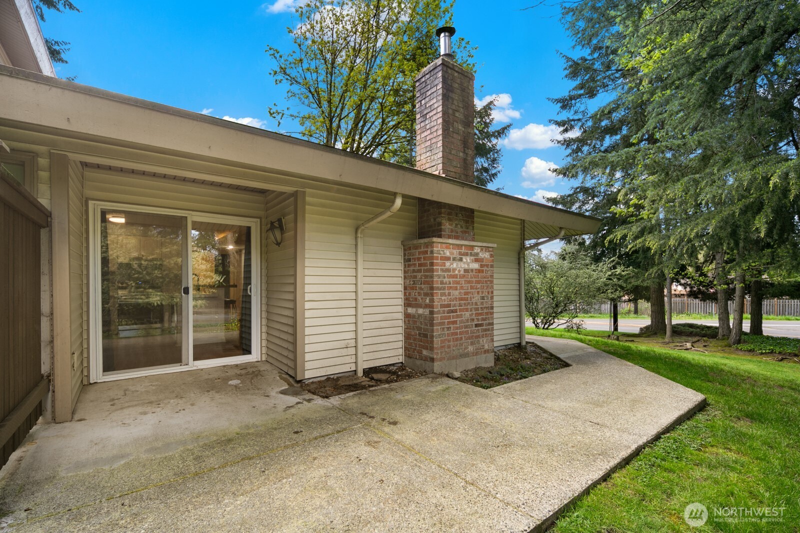 526 214th Street Southwest, Unit 22A Bothell, WA 98021 - Photo 18 of 32
