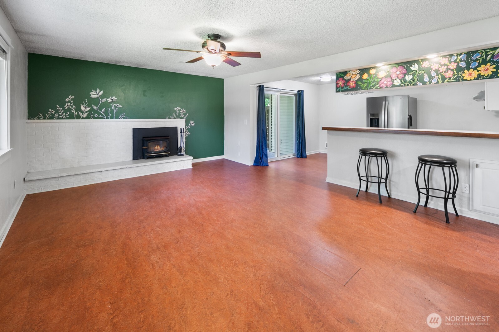 526 214th Street Southwest, Unit 22A Bothell, WA 98021 - Photo 2 of 32