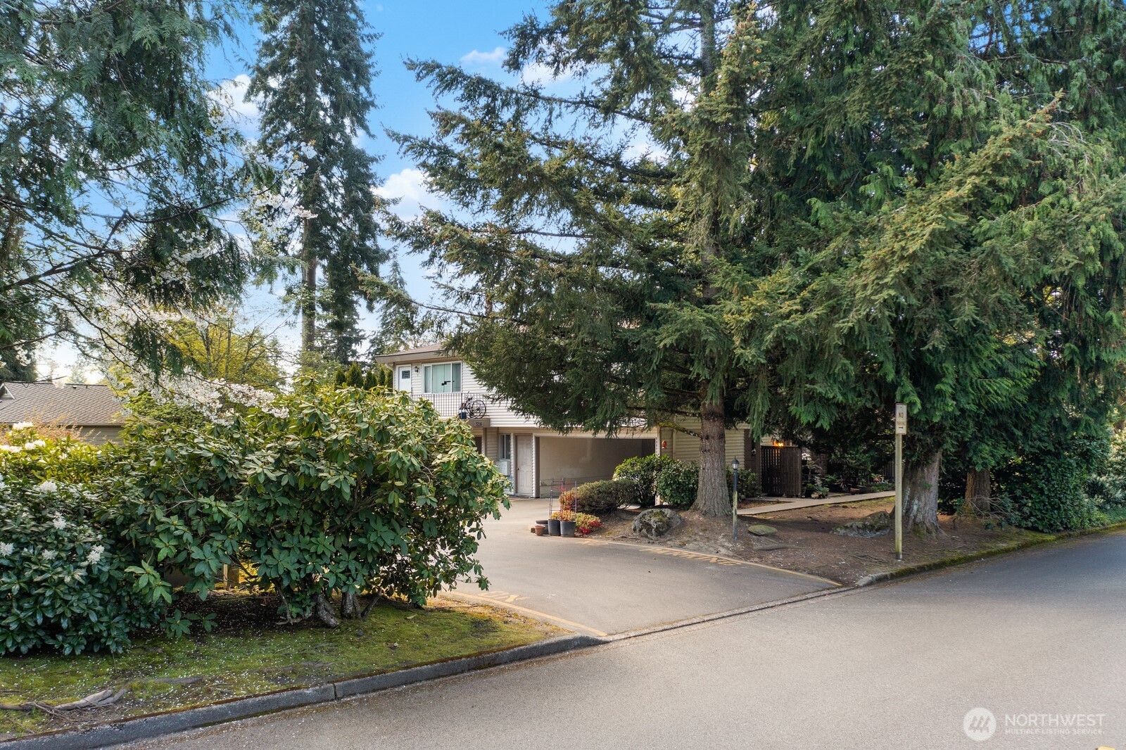 526 214th Street Southwest, Unit 22A Bothell, WA 98021 - Photo 23 of 32
