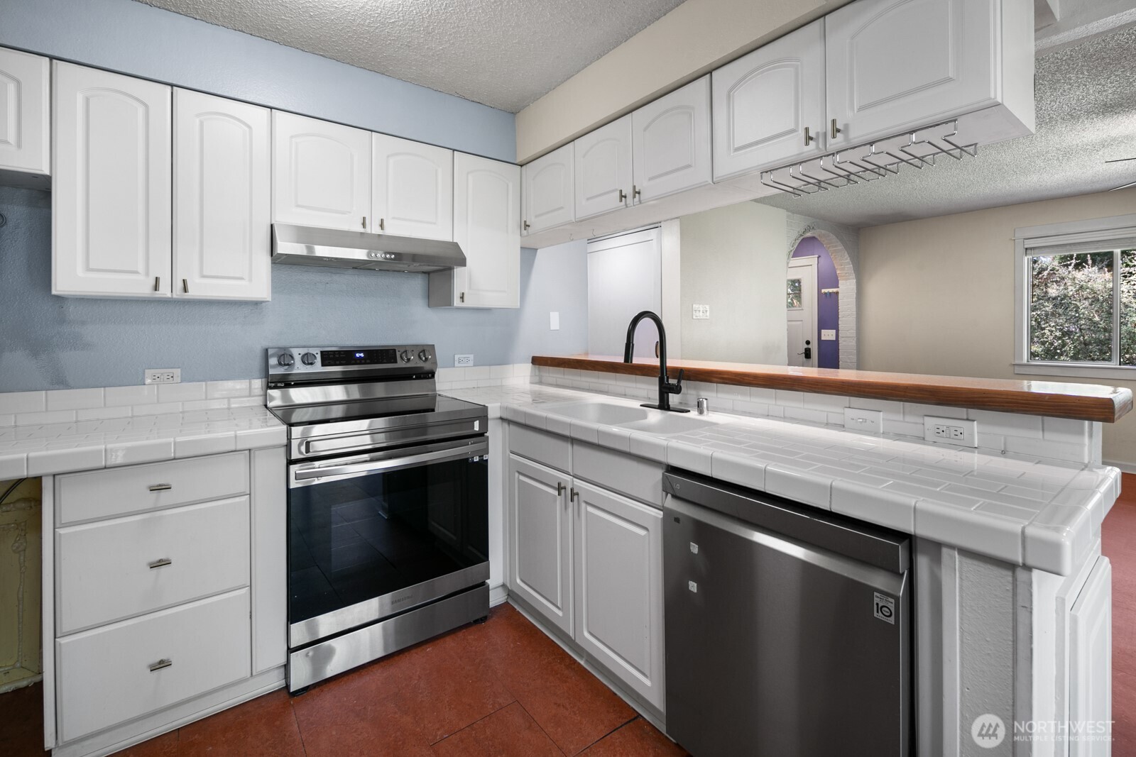 526 214th Street Southwest, Unit 22A Bothell, WA 98021 - Photo 7 of 32