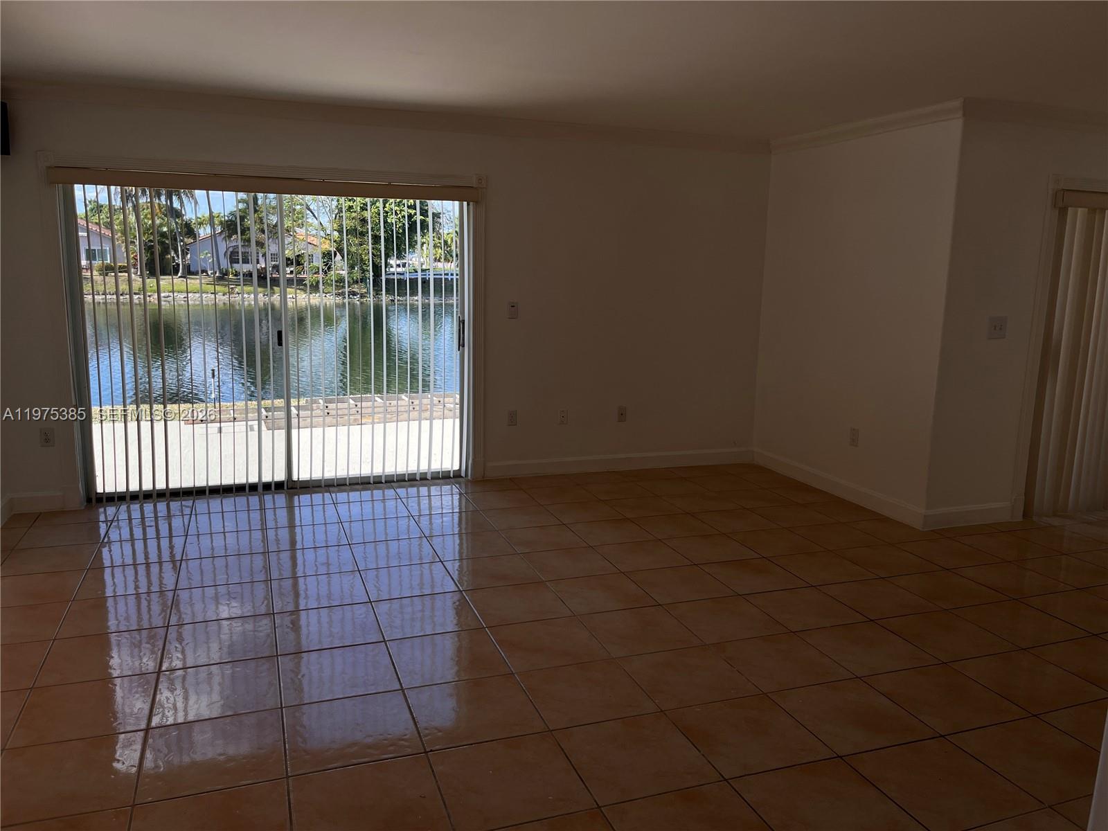 9414 Southwest 164th Court Miami, FL 33196 - Photo 16 of 43