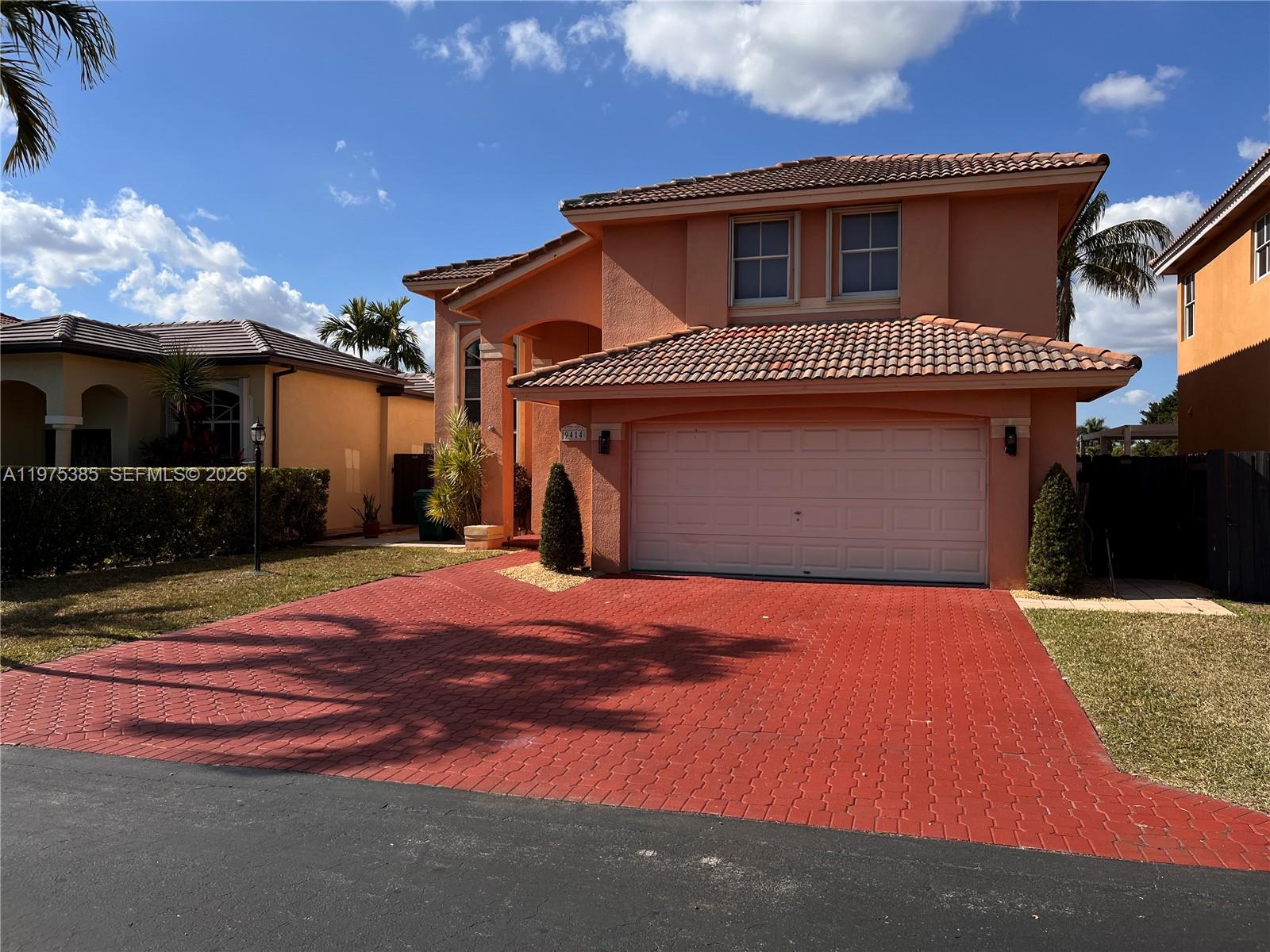 9414 Southwest 164th Court Miami, FL 33196 - Photo 4 of 43