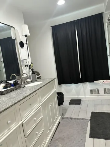 $299,900 | 39825 Wolo Court, Clinton Township, MI 48038