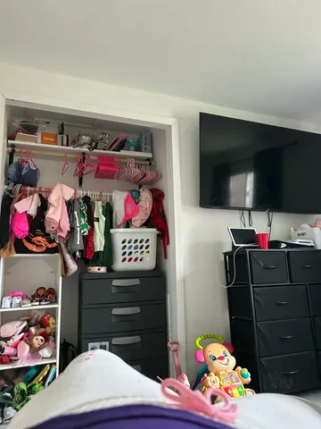 $299,900 | 39825 Wolo Court, Clinton Township, MI 48038