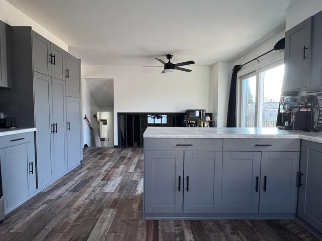 $299,900 | 39825 Wolo Court, Clinton Township, MI 48038