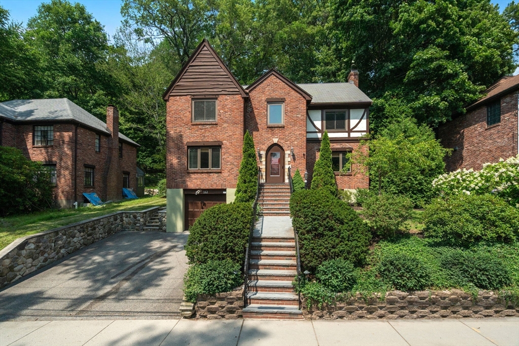 142 Beverly Road Brookline, MA 02467 - Photo 1 of 28