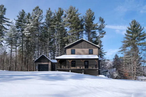 $970,000 | 152 Town Farm Road, Ludlow, VT 05149