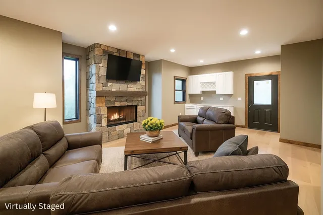 $995,000 | 152 Town Farm Road, Ludlow, VT 05149