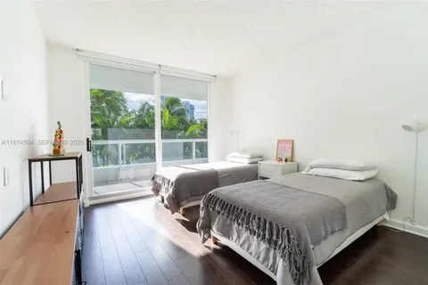 $755,000 | 21055 Yacht Club Drive, Unit 605, Aventura, FL 33180