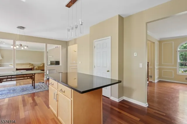 $1,259,900 | 6 Mt Horeb Road, Warren, NJ 07059