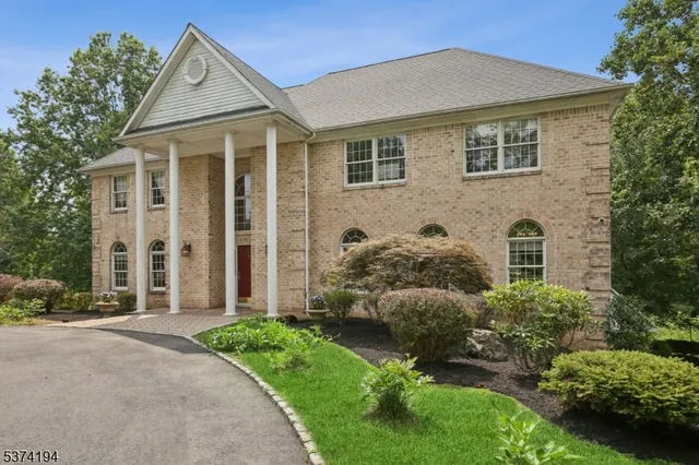 $1,259,900 | 6 Mt Horeb Road, Warren, NJ 07059