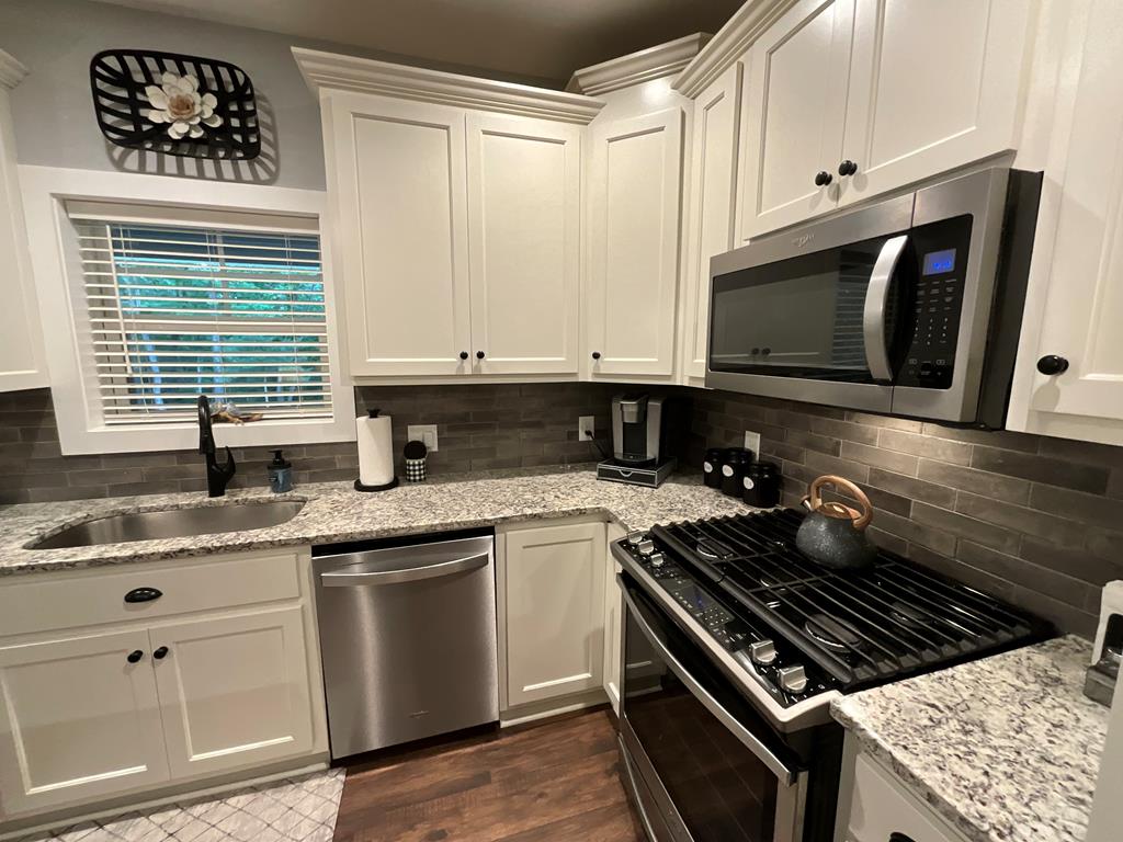 987 Bridge Road Ellijay, GA 30540 - Photo 7 of 44 Gallery Image 7