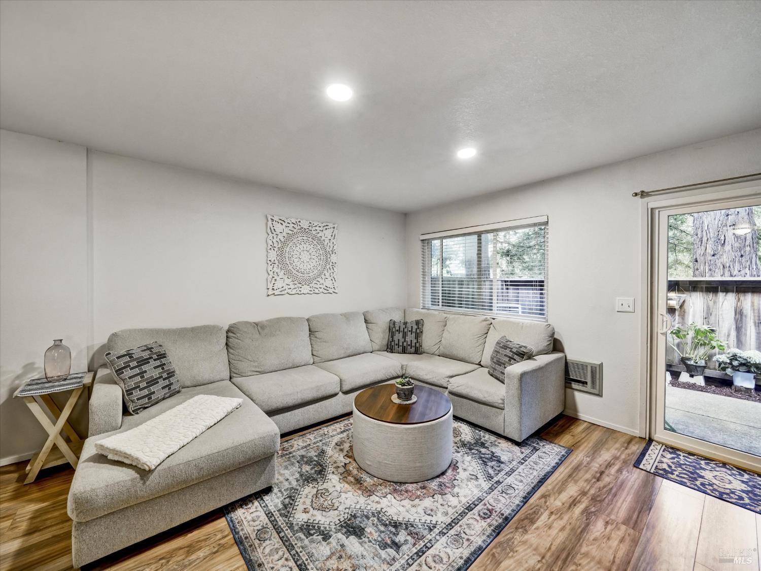 712 Racquet Club Circle Rohnert Park, CA 94928 - Photo 15 of 32