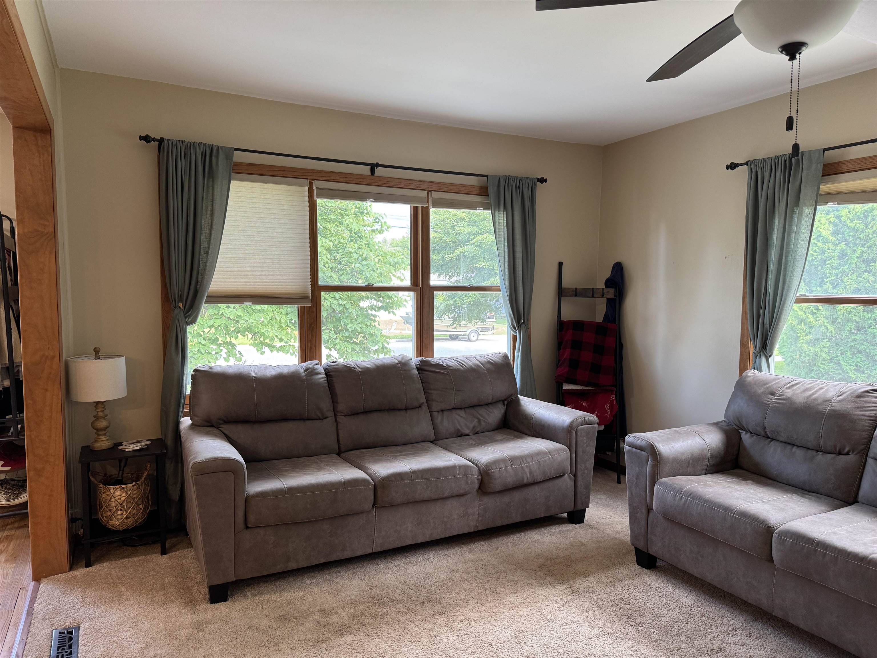 359 6th Street Prairie du Sac, WI 53578 - Photo 7 of 25