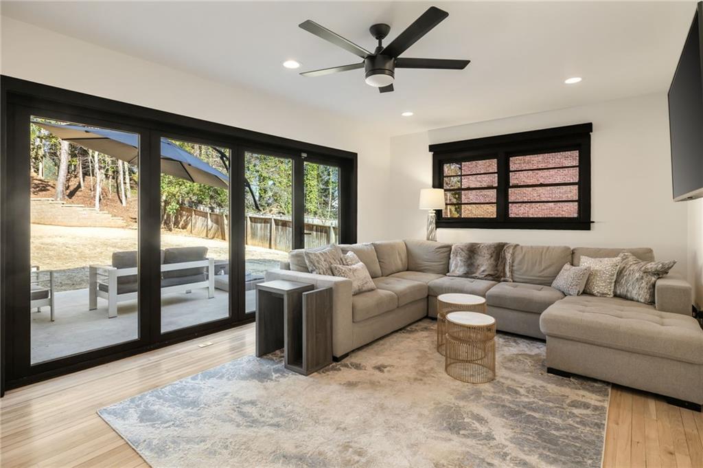 4217 Paces Ferry Road Southeast Atlanta, GA 30339 - Photo 29 of 45 Gallery Image 29