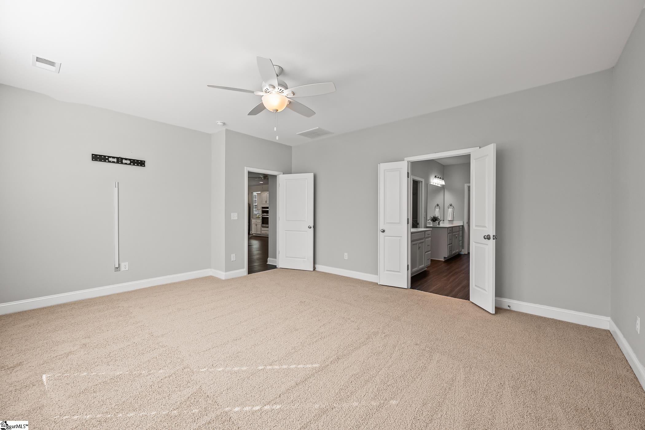 719 Torridon Lane Simpsonville, SC 29681 - Photo 4 of 37