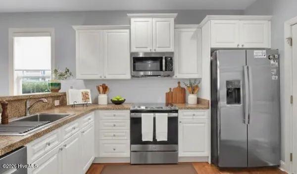 $2,375 | 1041 Garden Club Way, Leland, NC 28451