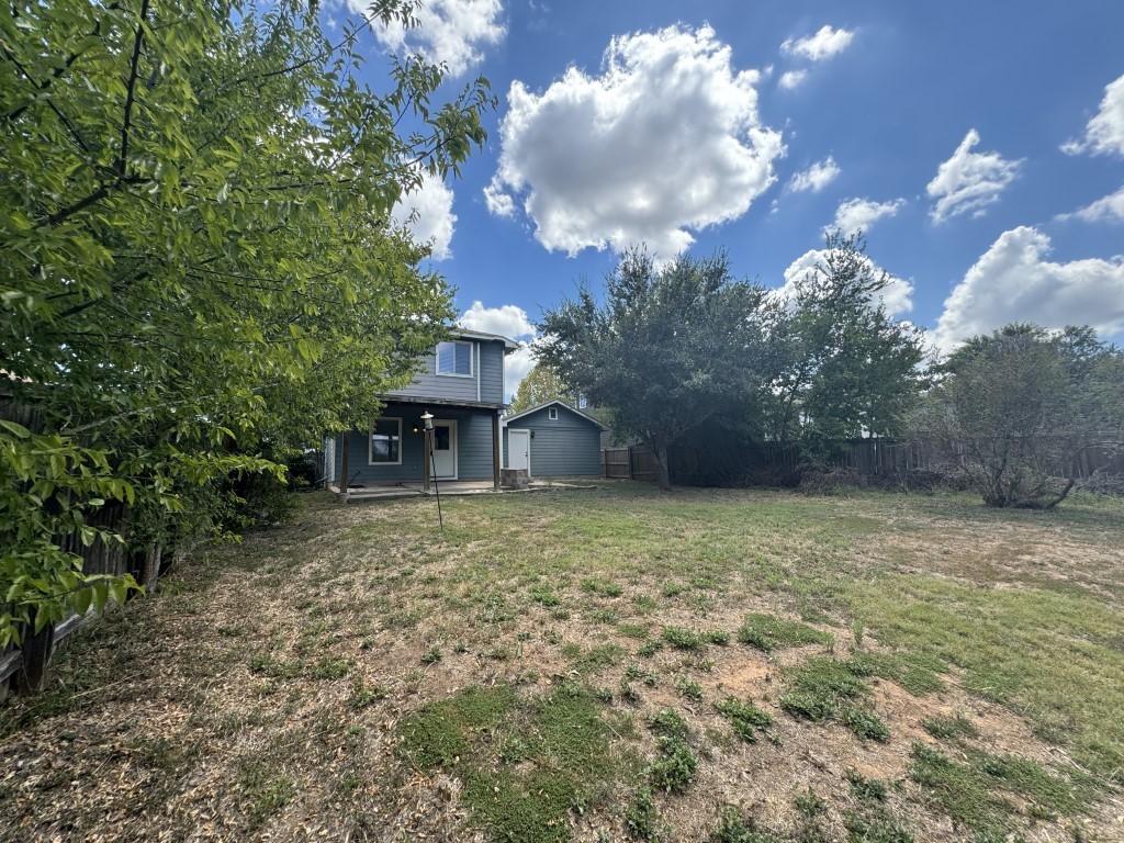 12516 Briarcreek Loop Manor, TX 78653 - Photo 37 of 40