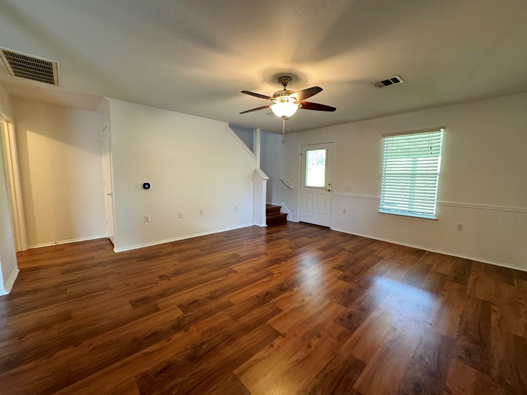 12516 Briarcreek Loop Manor, TX 78653 - Photo 6 of 40