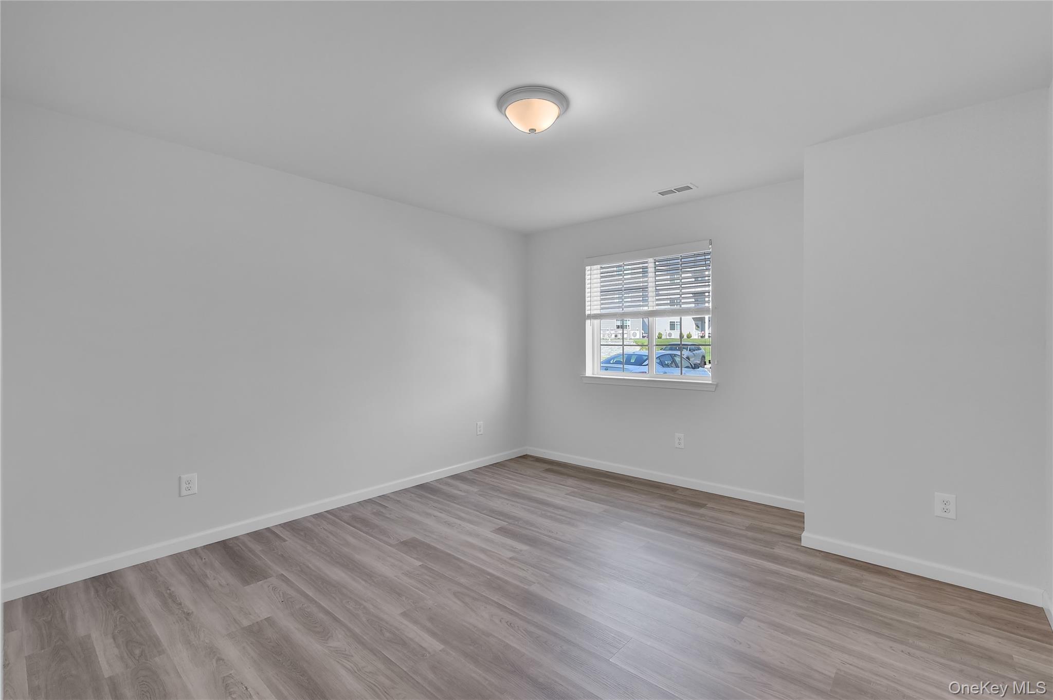 206 Golf Links Road, Unit 331 Middletown, NY 10940 - Photo 8 of 15 Gallery Image 8
