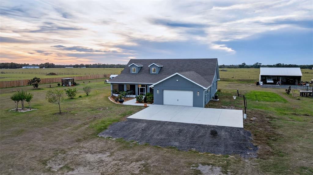 17165 Lake Iola Road Dade City, FL 33523 - Photo 15 of 91