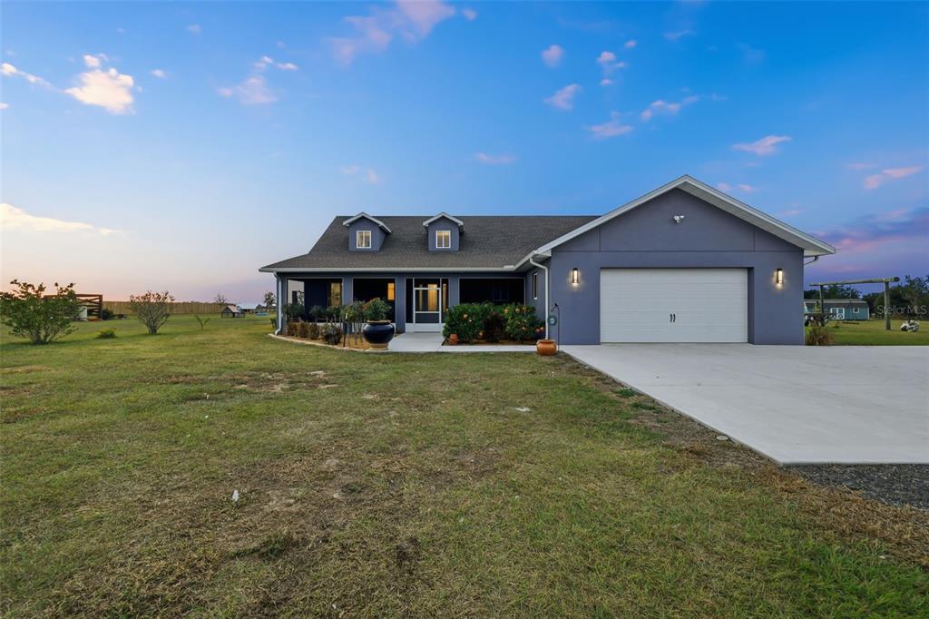 17165 Lake Iola Road Dade City, FL 33523 - Photo 17 of 91