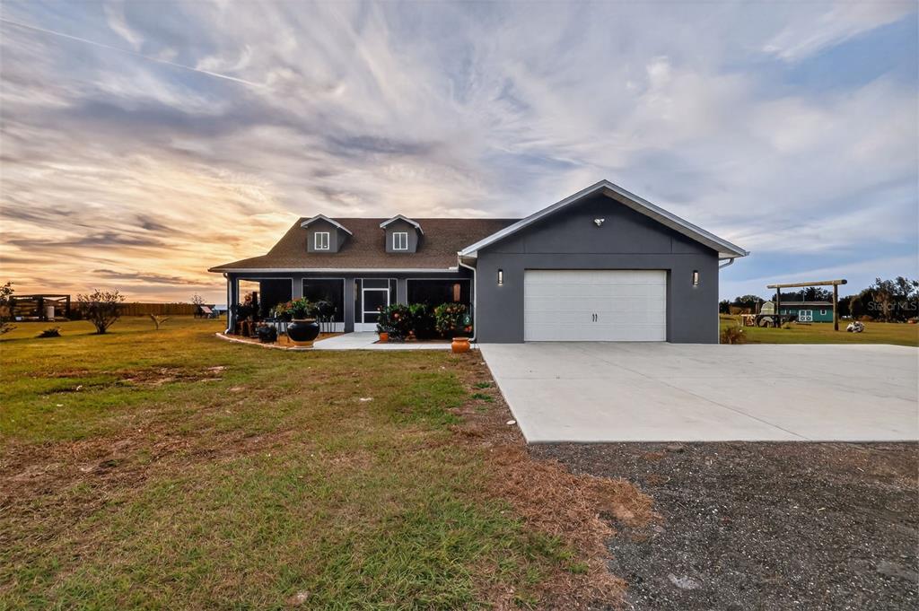 17165 Lake Iola Road Dade City, FL 33523 - Photo 21 of 91