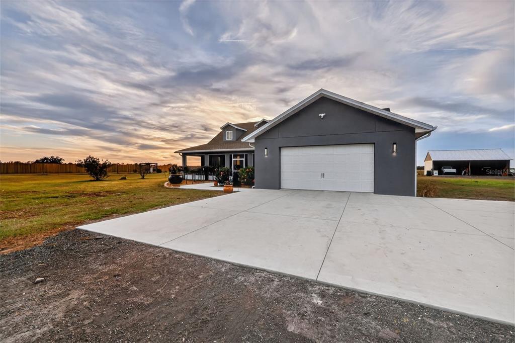 17165 Lake Iola Road Dade City, FL 33523 - Photo 22 of 91