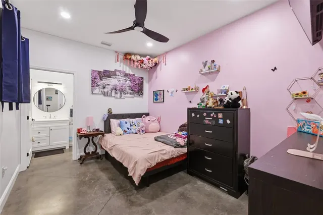 a view of a storage & utility room