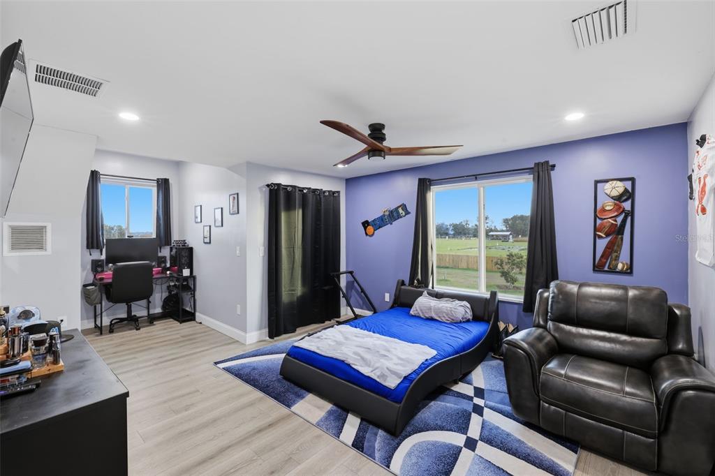 17165 Lake Iola Road Dade City, FL 33523 - Photo 57 of 91