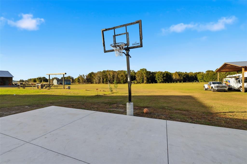 17165 Lake Iola Road Dade City, FL 33523 - Photo 65 of 91