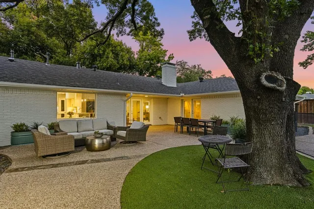 $1,350,000 | 7612 Maplecrest Drive, Dallas, TX 75254