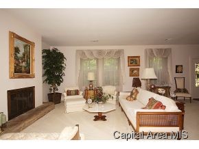 45 Oak Lane Springfield, IL 62712 - Photo 5 of 20 Gallery Image 5
