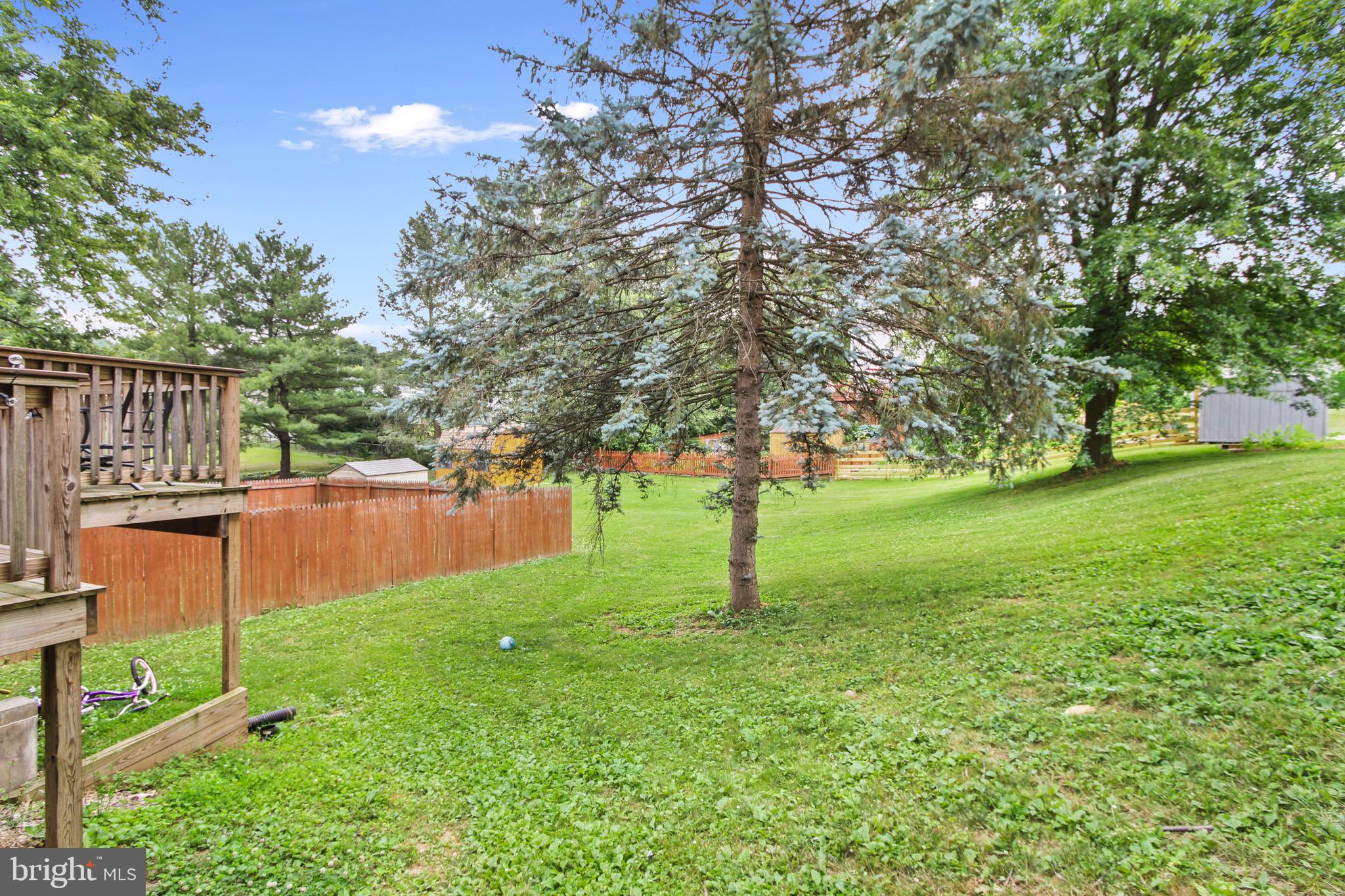 200 Ridley Drive York, PA 17402 - Photo 22 of 25