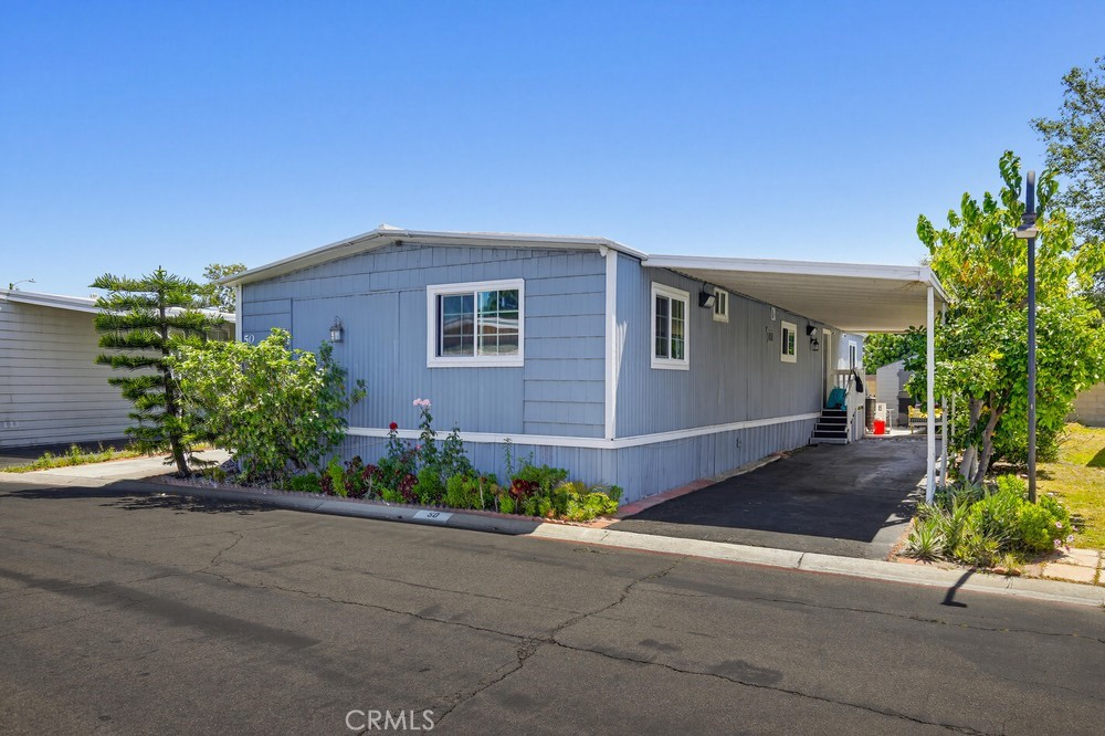 300 North Rampart Street, Unit 50 Orange, CA 92868 - Photo 4 of 35