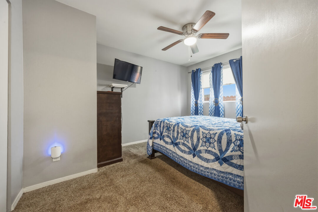 879 East Turmont Street Carson, CA 90746 - Photo 34 of 58