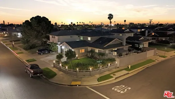 a view of a house with a outdoor space