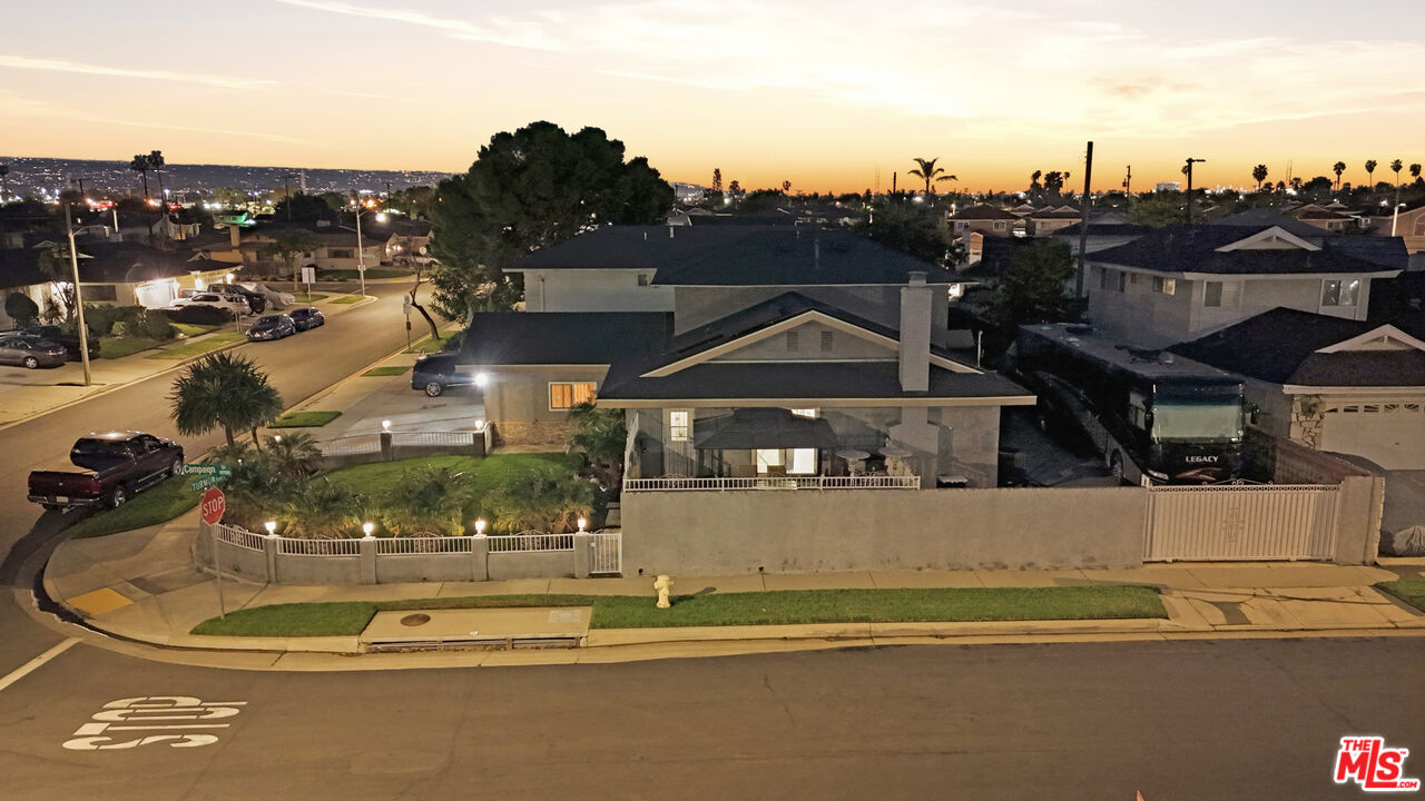 879 East Turmont Street Carson, CA 90746 - Photo 10 of 58