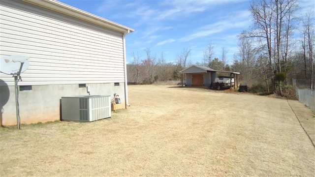 305 Friendship Road Seneca, SC 29678 - Photo 16 of 17 Gallery Image 16