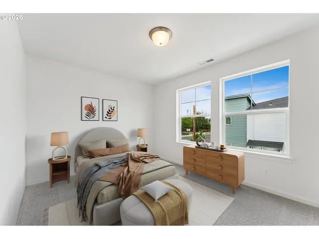 $499,990 | 8660 Southeast Crescent Drive, Hillsboro, OR 97123