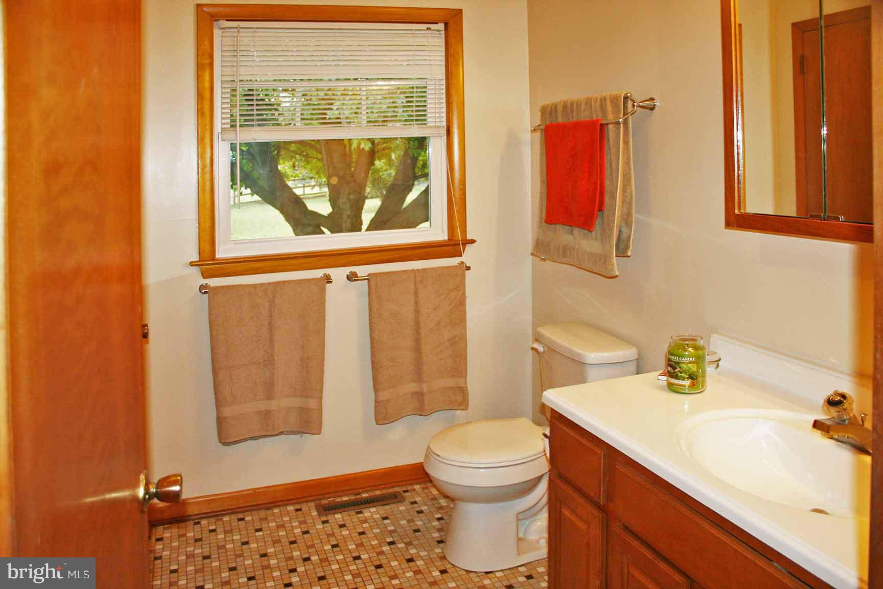1434 Washington Road Westminster, MD 21157 - Photo 14 of 30 Bath