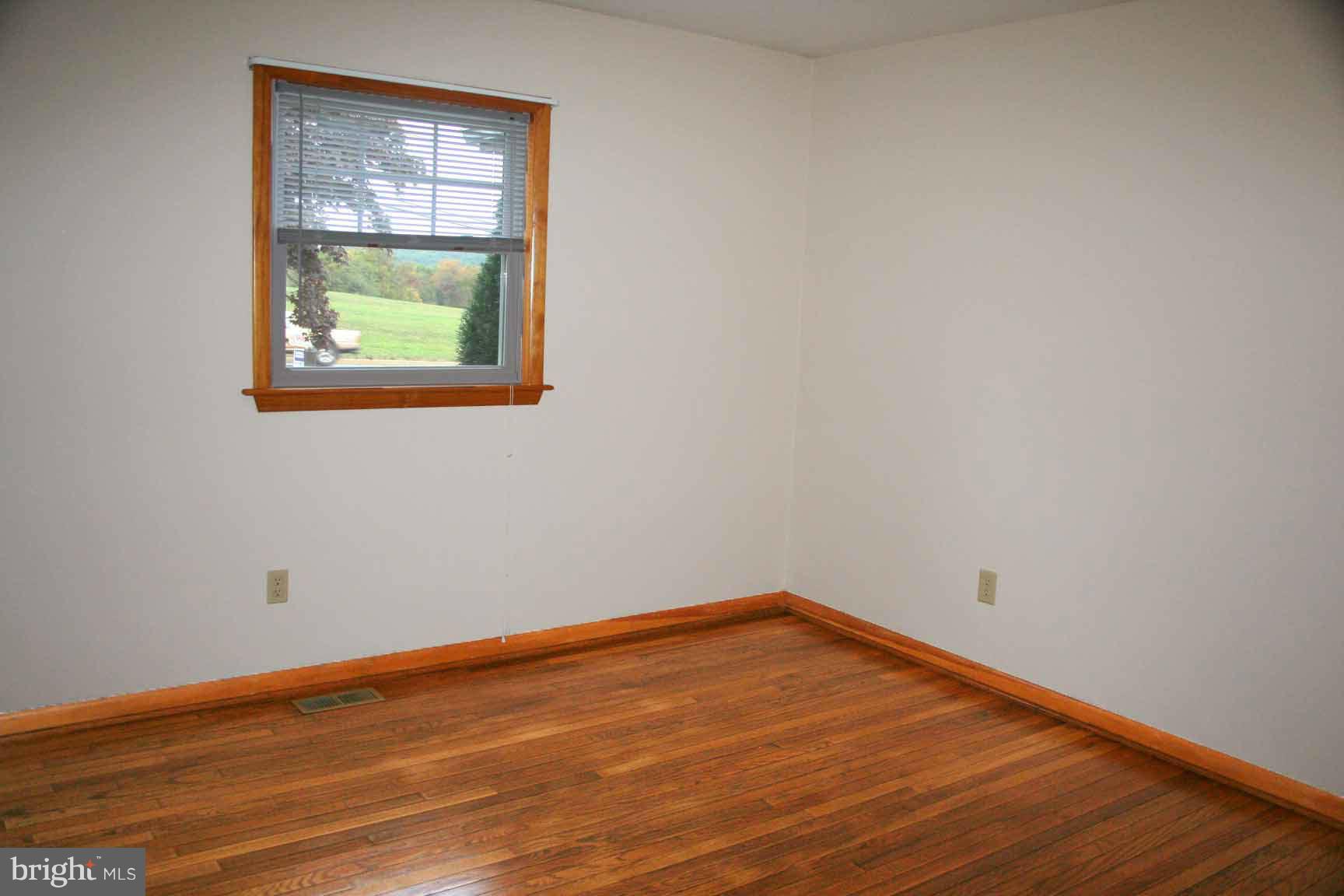 1434 Washington Road Westminster, MD 21157 - Photo 15 of 30 Bedroom