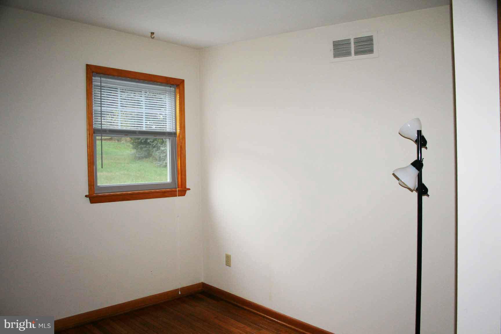 1434 Washington Road Westminster, MD 21157 - Photo 22 of 30 Bedroom