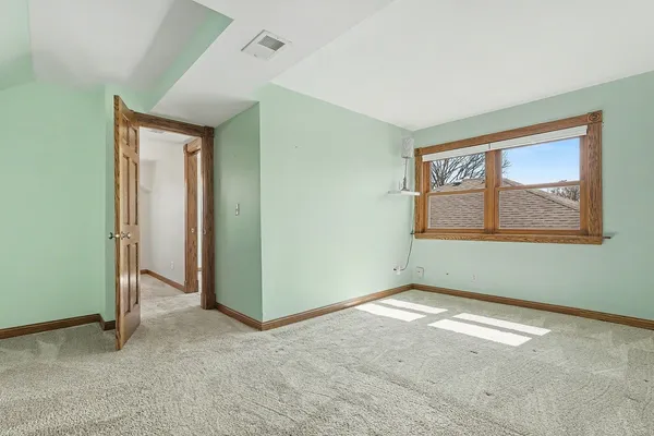 $389,900 | 11231 South Worth Avenue, Worth, IL 60482
