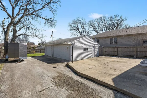 $389,900 | 11231 South Worth Avenue, Worth, IL 60482