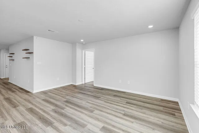 $1,975 | 17925 Tingle Drive, Gulfport, MS 39503