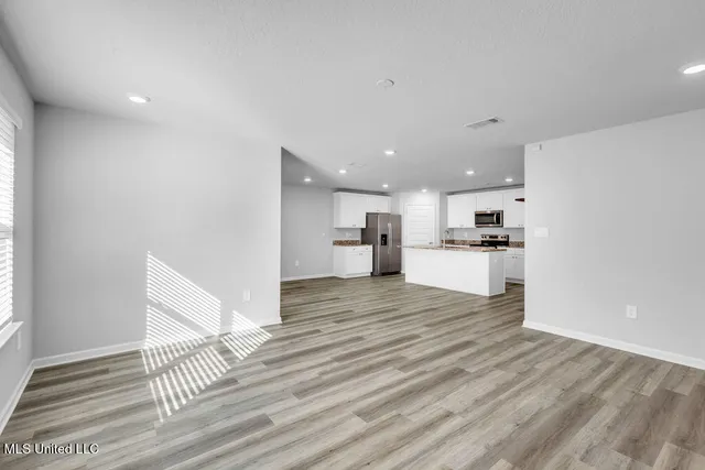 $1,975 | 17925 Tingle Drive, Gulfport, MS 39503