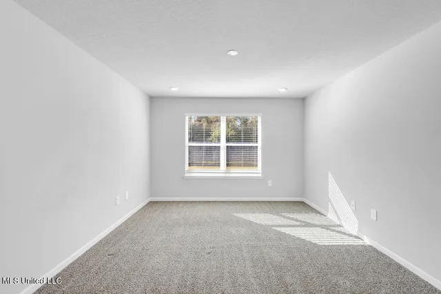 $1,975 | 17925 Tingle Drive, Gulfport, MS 39503